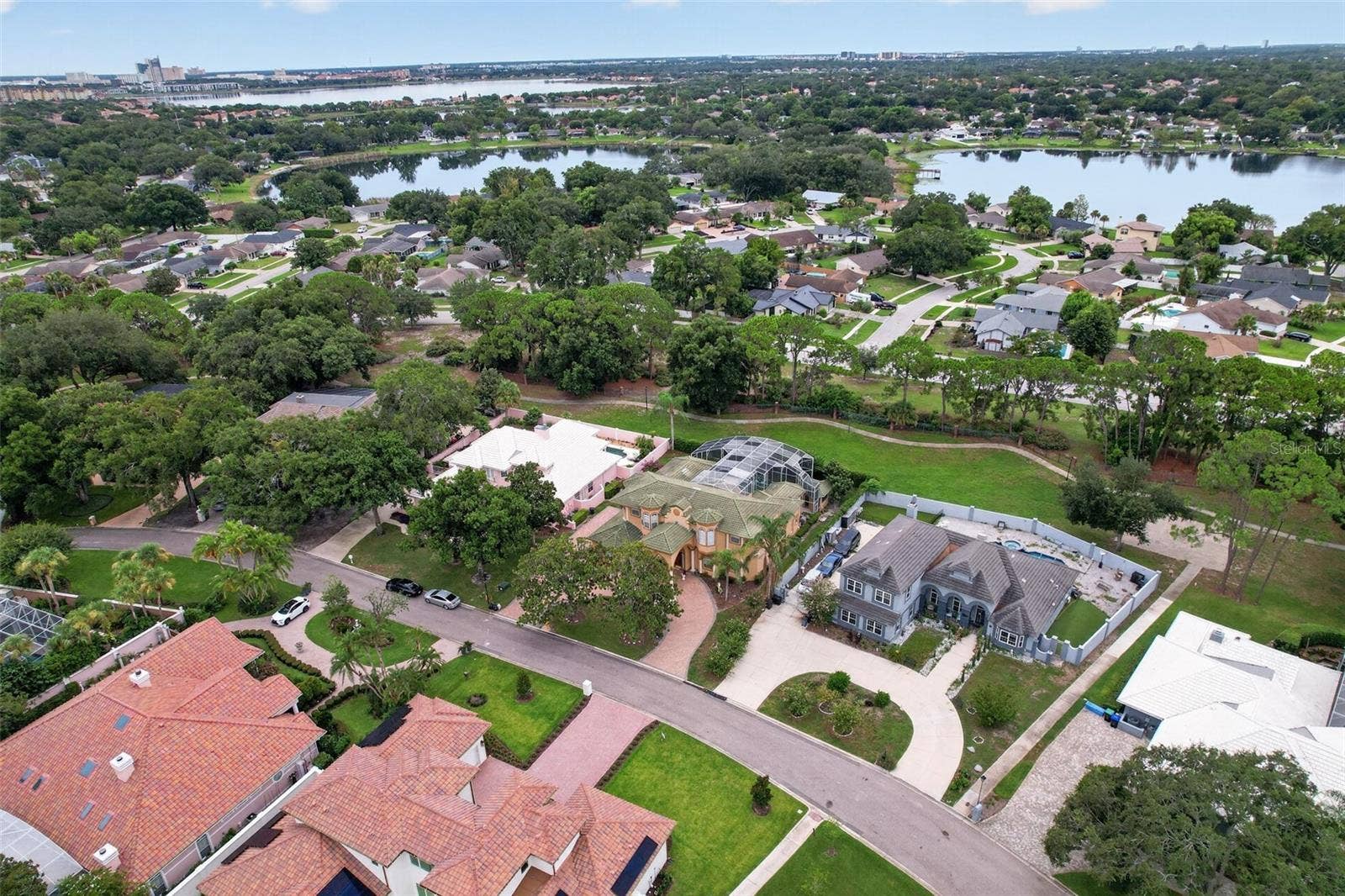 7957 S PARK PLACE, Orlando, FL 32819 7957 S PARK PLACE, Orlando, FL 32819