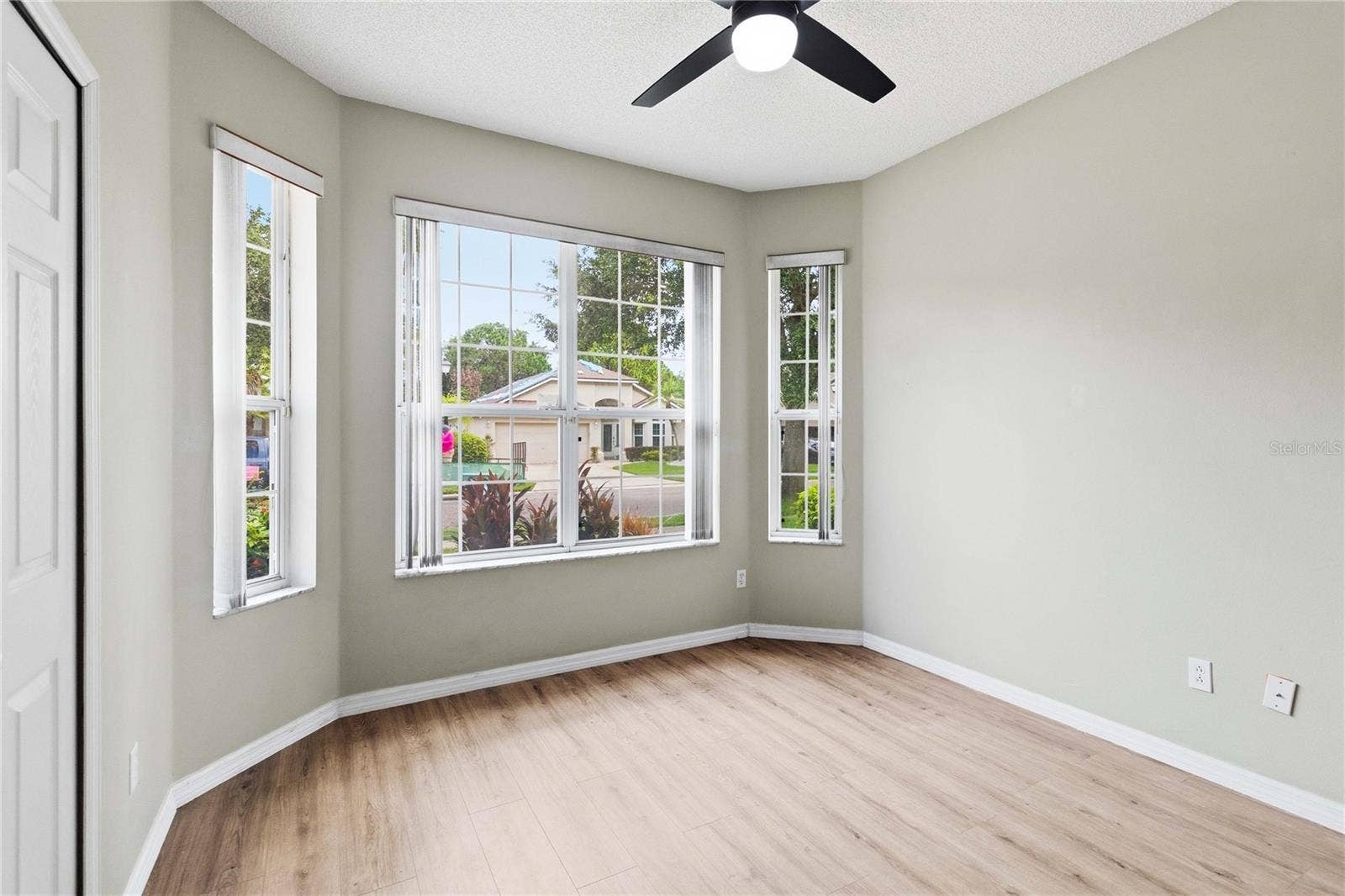 2412 RUNYON CIRCLE, Orlando, FL 32837