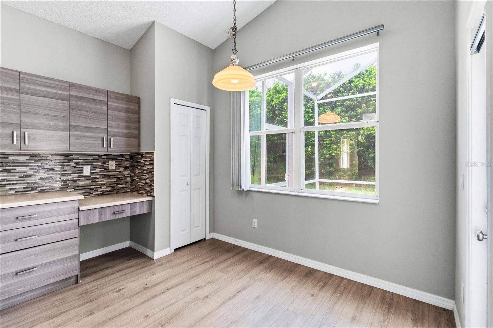 2412 RUNYON CIRCLE, Orlando, FL 32837