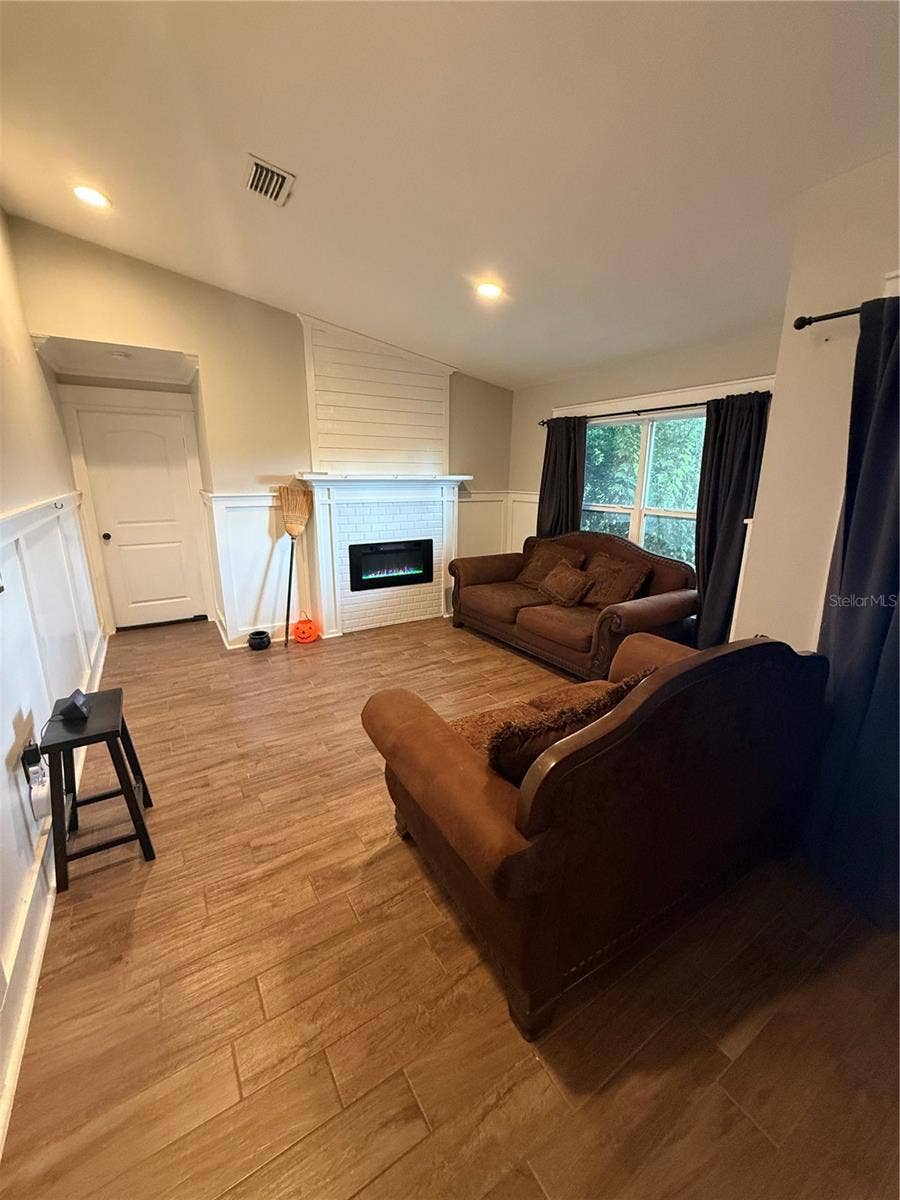 2749 S STEWART STREET, Kissimmee, FL 34746 2749 S STEWART STREET, Kissimmee, FL 34746