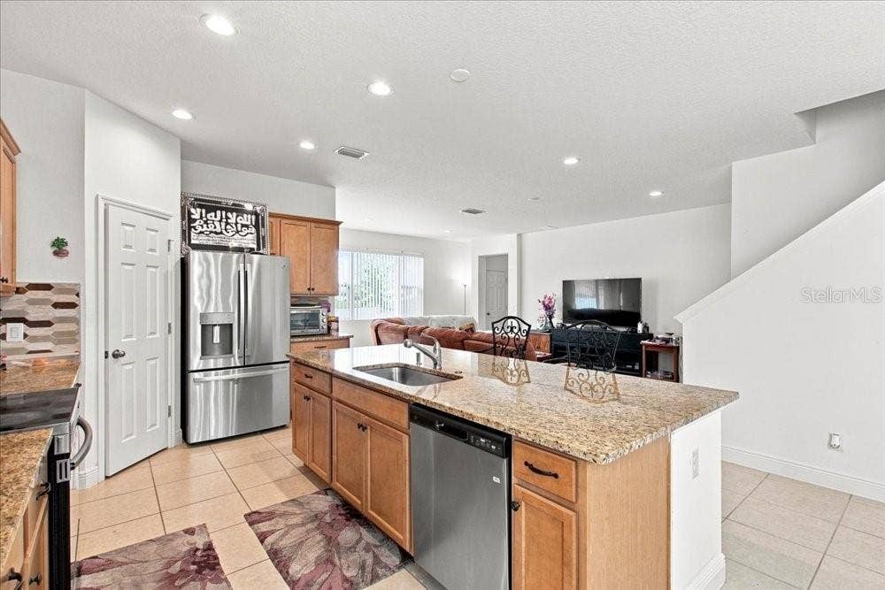 5653 CAMILLA STREET, St Cloud, FL 34771 5653 CAMILLA STREET, St Cloud, FL 34771