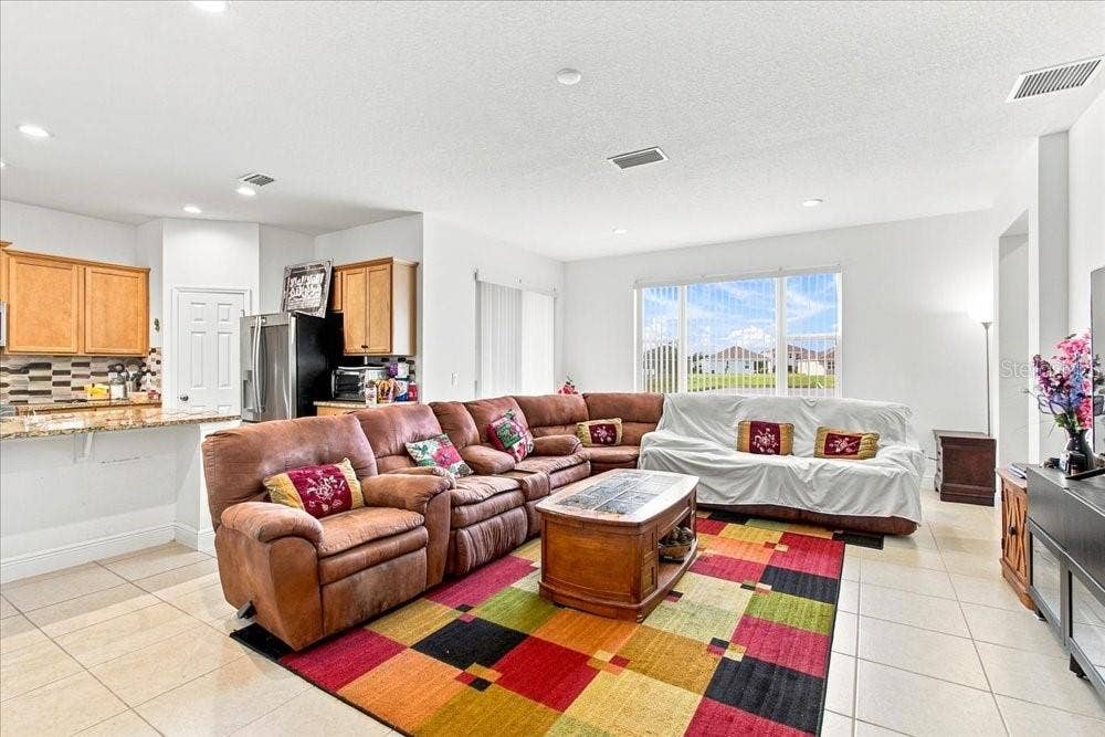5653 CAMILLA STREET, St Cloud, FL 34771 5653 CAMILLA STREET, St Cloud, FL 34771