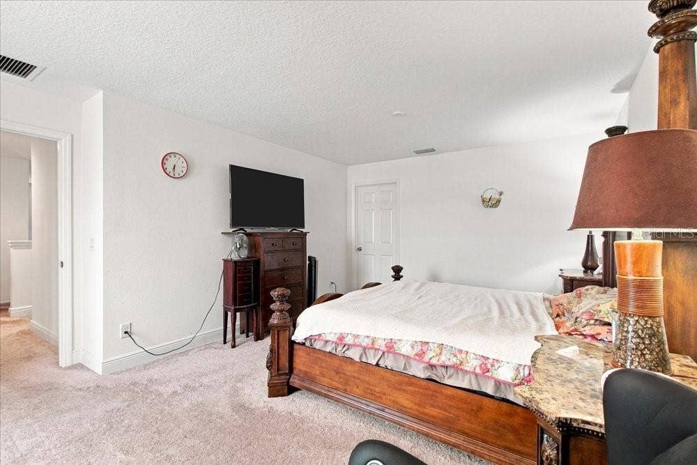 5653 CAMILLA STREET, St Cloud, FL 34771 5653 CAMILLA STREET, St Cloud, FL 34771