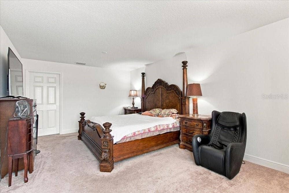5653 CAMILLA STREET, St Cloud, FL 34771 5653 CAMILLA STREET, St Cloud, FL 34771