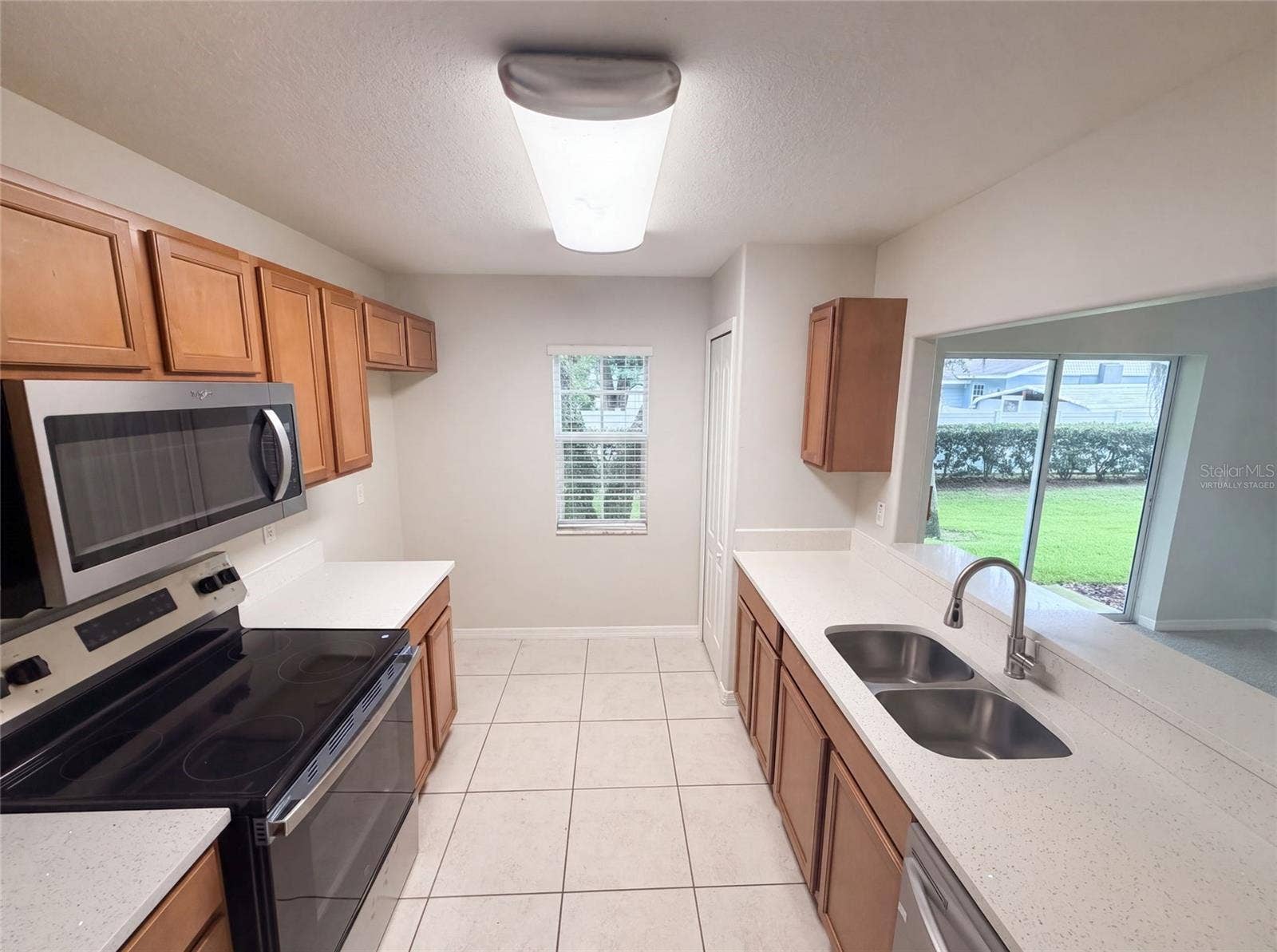 37557 DALIHA TERRACE, Zephyrhills, FL 33542 Virtually Staged