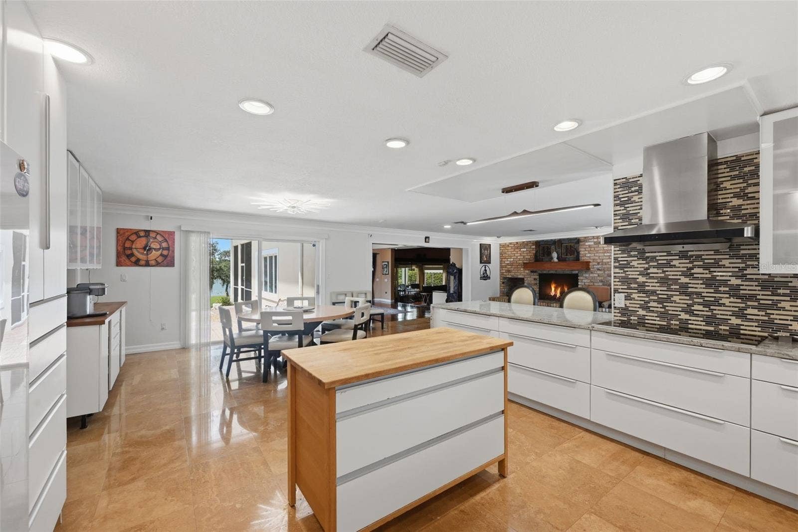 5912 TARAWOOD DRIVE, Orlando, FL 32819 5912 TARAWOOD DRIVE, Orlando, FL 32819