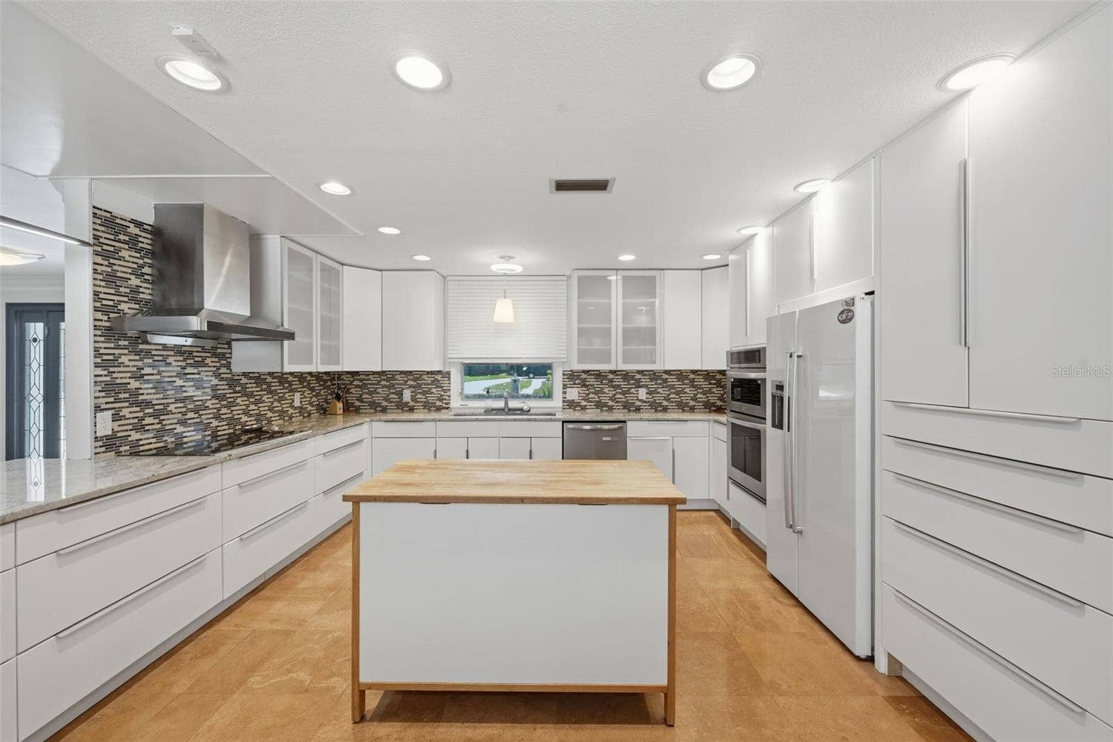 5912 TARAWOOD DRIVE, Orlando, FL 32819 5912 TARAWOOD DRIVE, Orlando, FL 32819