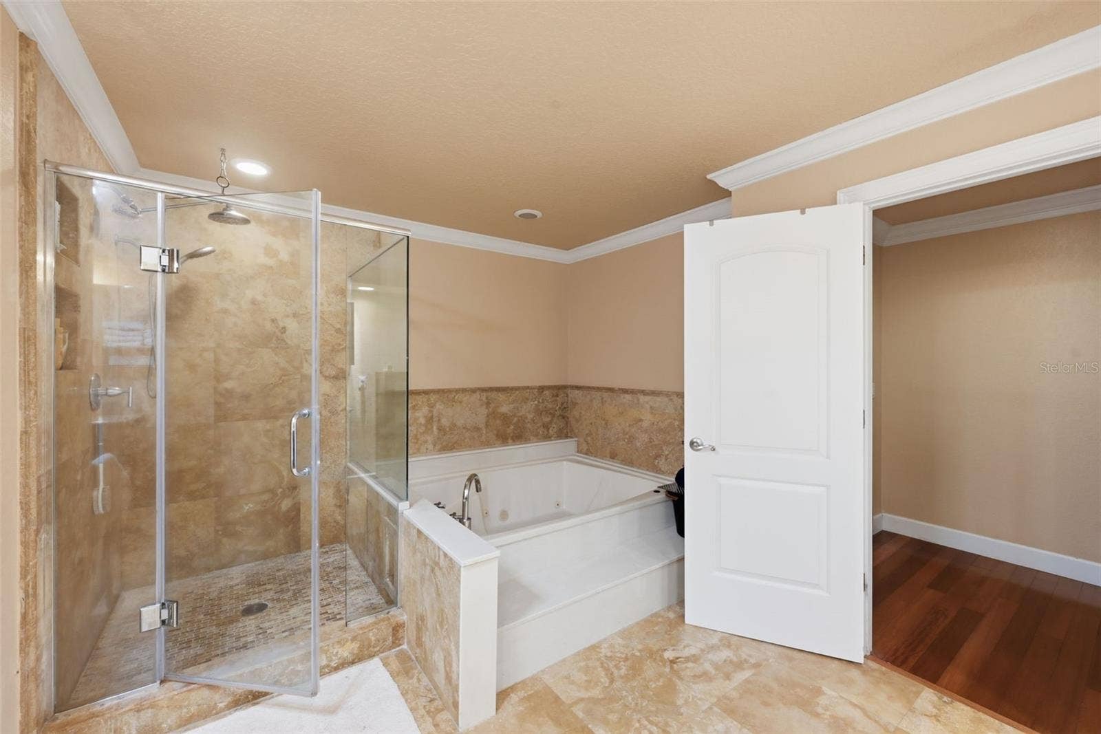 5912 TARAWOOD DRIVE, Orlando, FL 32819 5912 TARAWOOD DRIVE, Orlando, FL 32819