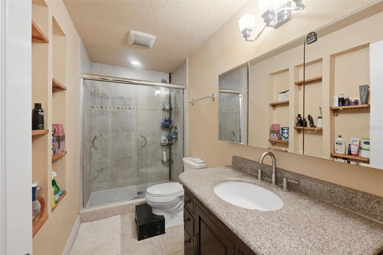 5912 TARAWOOD DRIVE, Orlando, FL 32819 5912 TARAWOOD DRIVE, Orlando, FL 32819