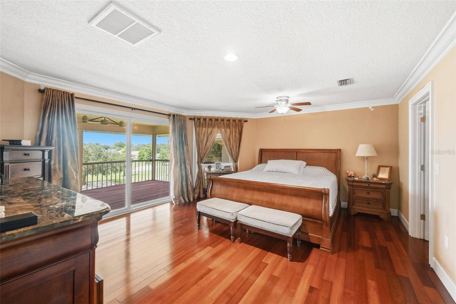 5912 TARAWOOD DRIVE, Orlando, FL 32819 5912 TARAWOOD DRIVE, Orlando, FL 32819