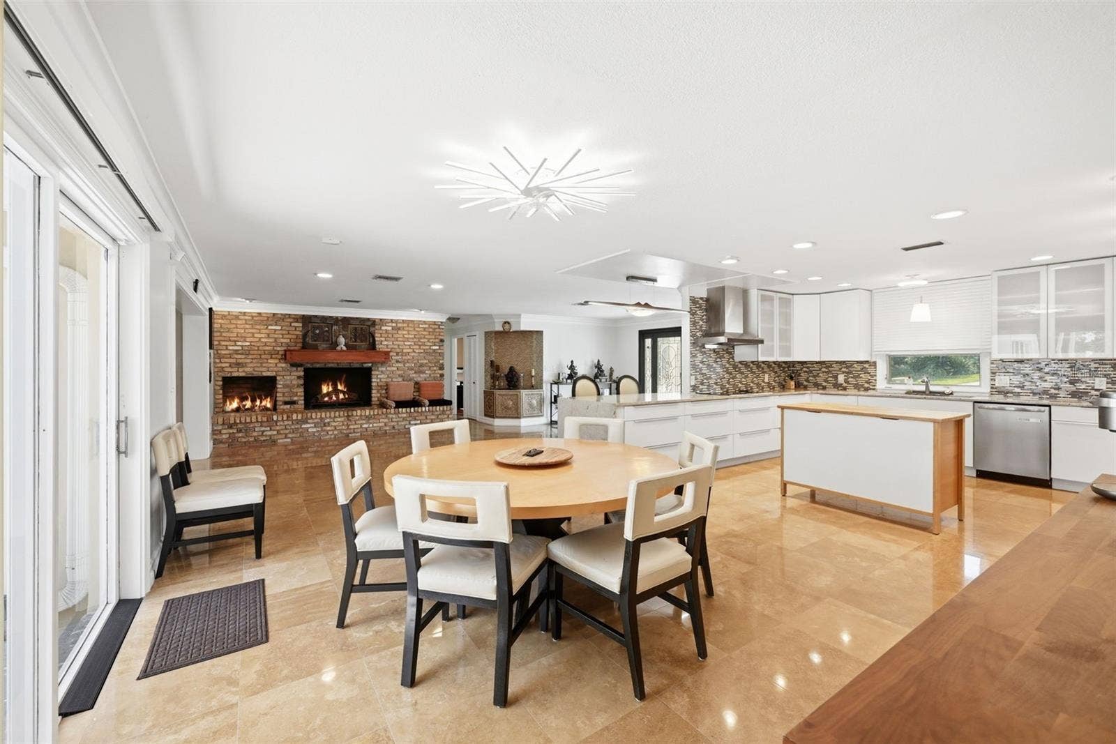 5912 TARAWOOD DRIVE, Orlando, FL 32819 5912 TARAWOOD DRIVE, Orlando, FL 32819