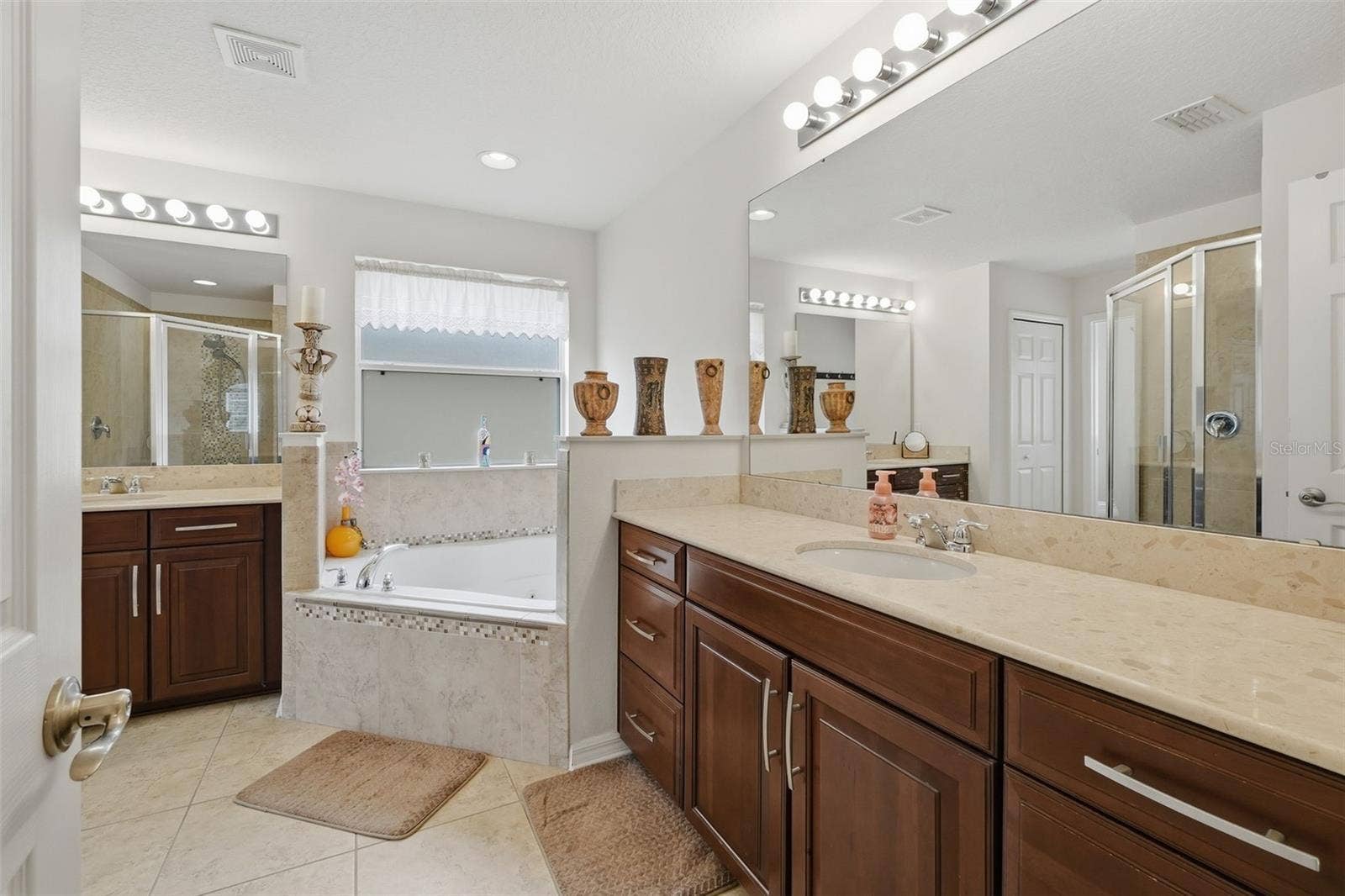 9015 VICKROY TERRACE, Oviedo, FL 32765 Primary bathroom
