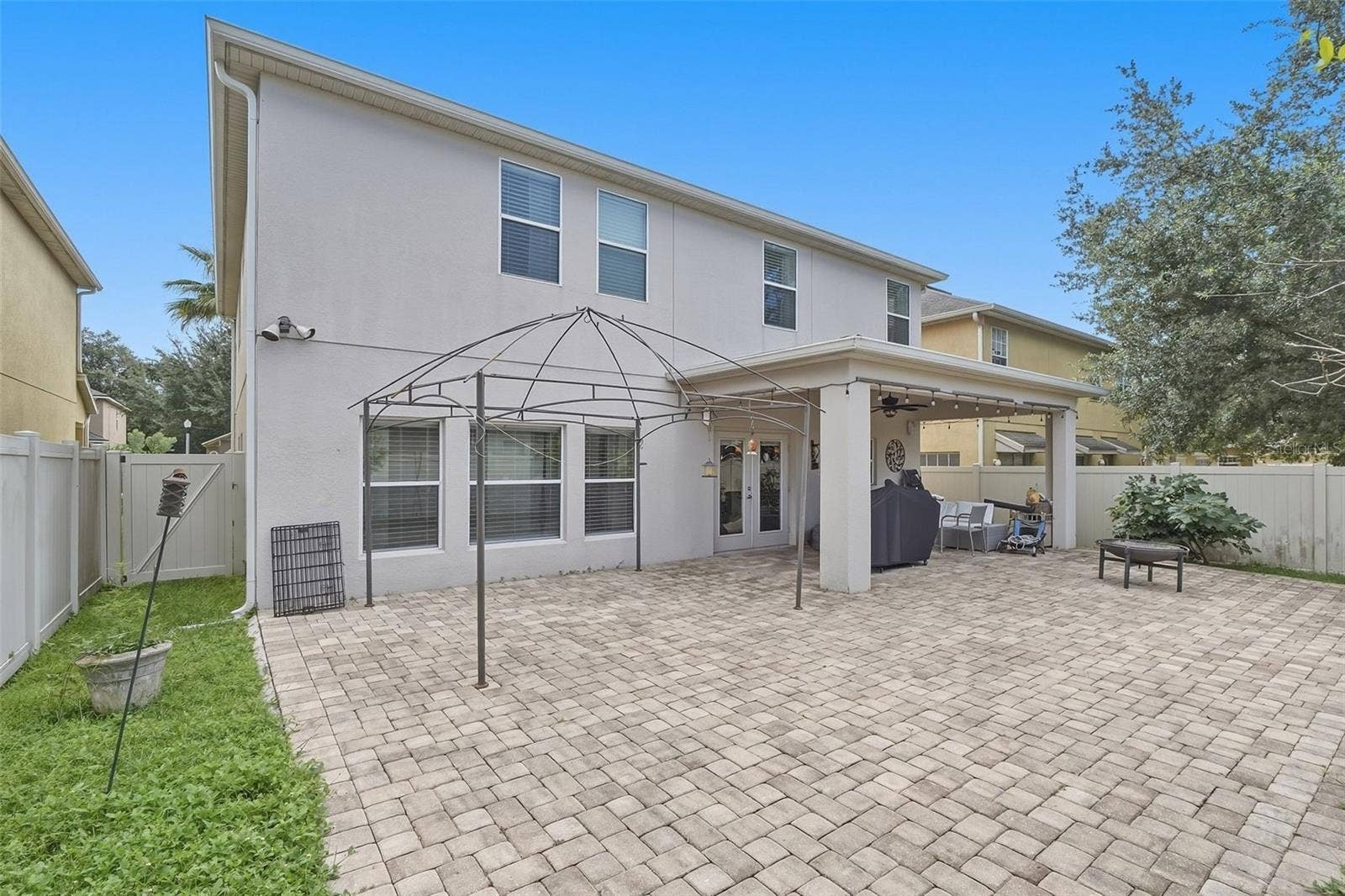 9015 VICKROY TERRACE, Oviedo, FL 32765 Patio/yard