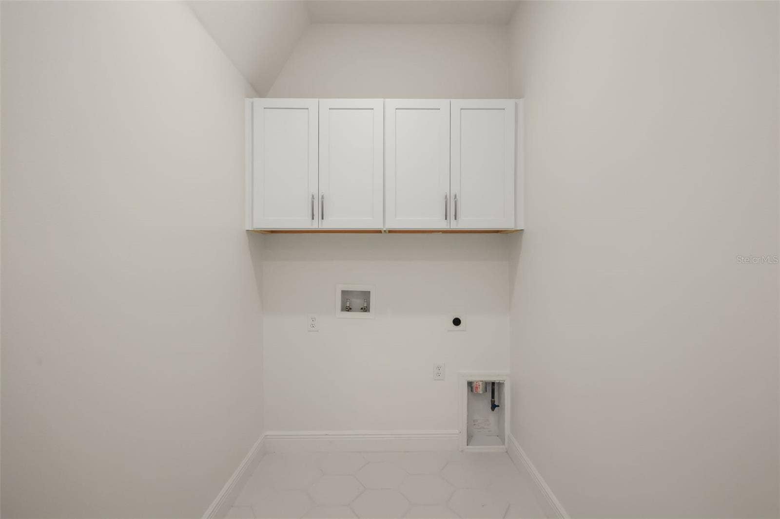 14360 CREST PALM AVENUE, Windermere, FL 34786 1st floor laundry room