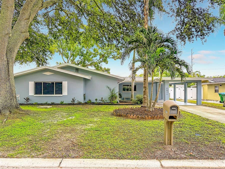 Property photo for 2471 RAYMONT DRIVE, Clearwater, FL