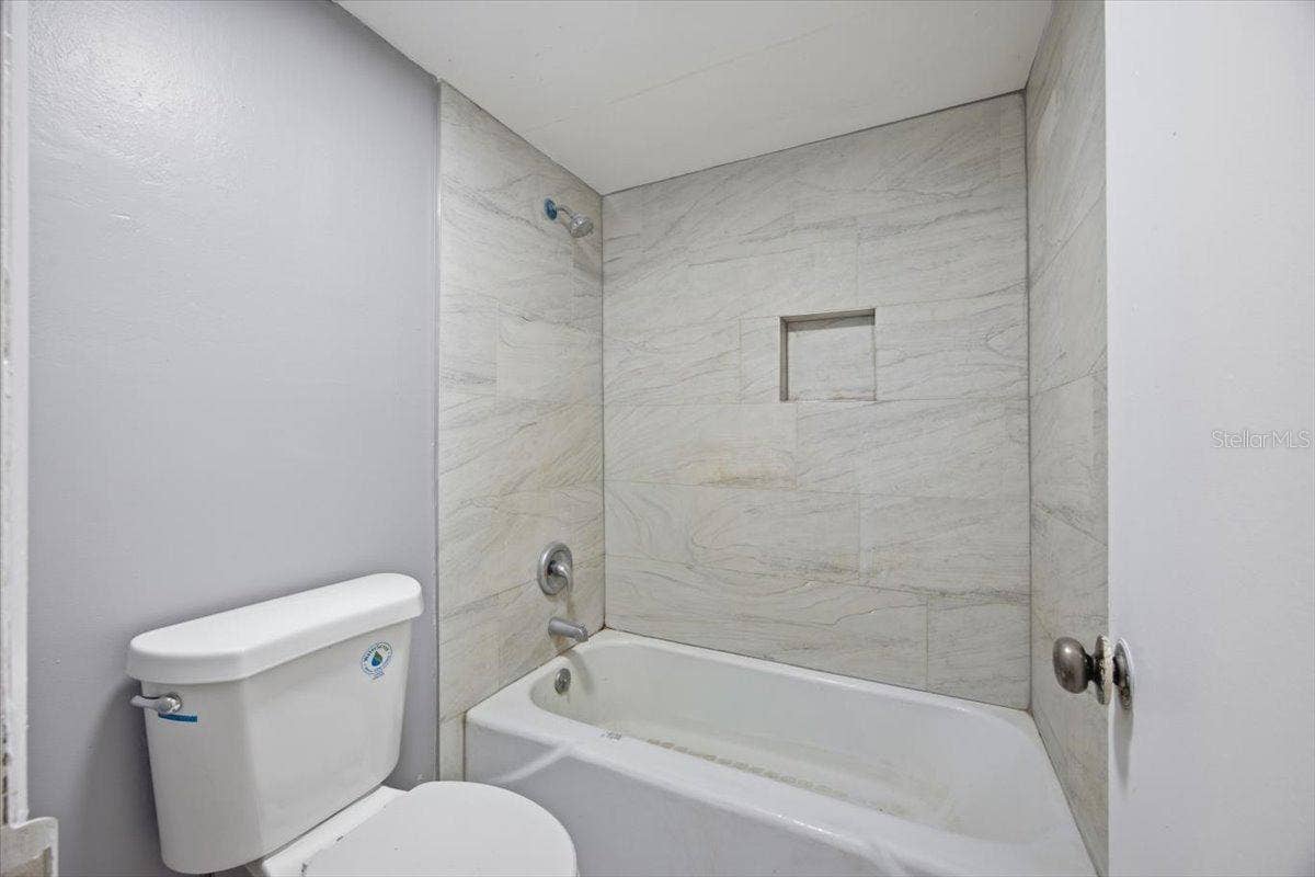 2628 LEMON TREE LANE, #6C, Orlando, FL 32839 2628 LEMON TREE LANE, #6C, Orlando, FL 32839