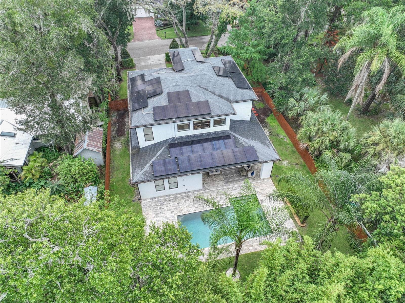 Large lot on a quiet, dead-end cul-de-sac street!