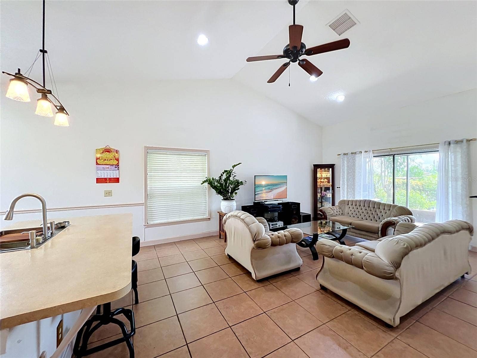 2405 SETTLERS TRAIL, Orlando, FL 32837 2405 SETTLERS TRAIL, Orlando, FL 32837