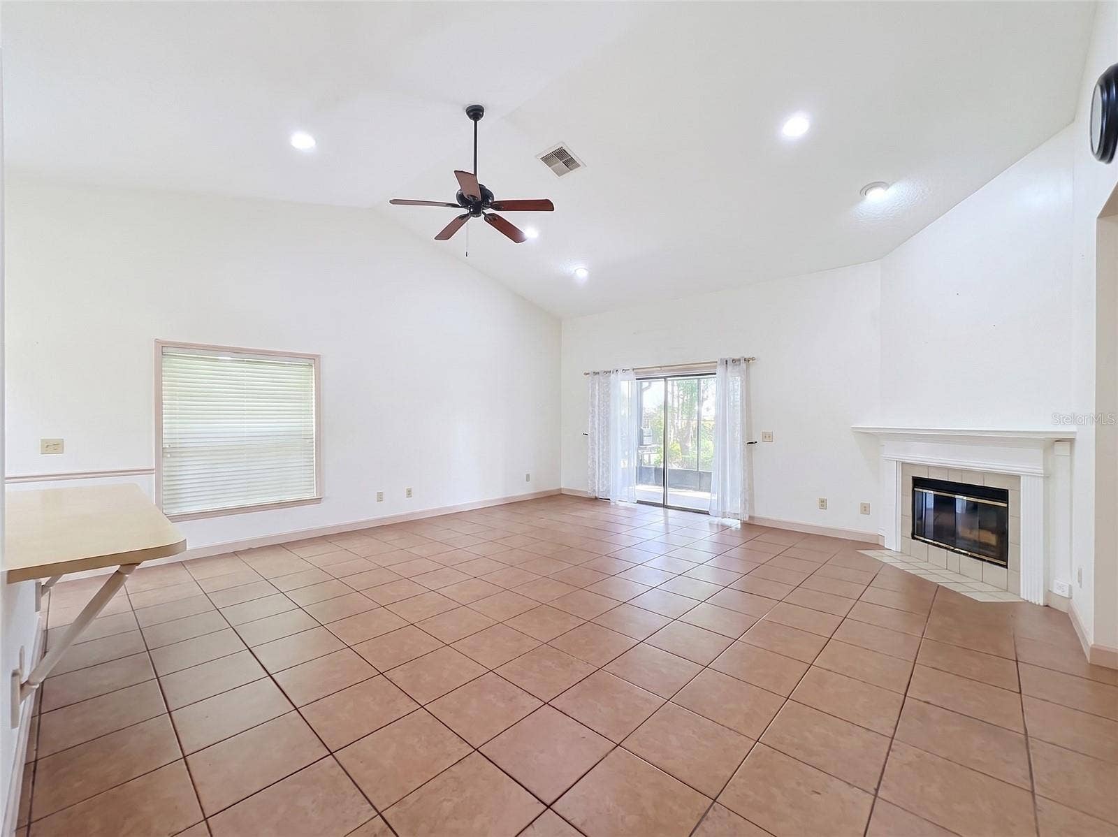 2405 SETTLERS TRAIL, Orlando, FL 32837 2405 SETTLERS TRAIL, Orlando, FL 32837