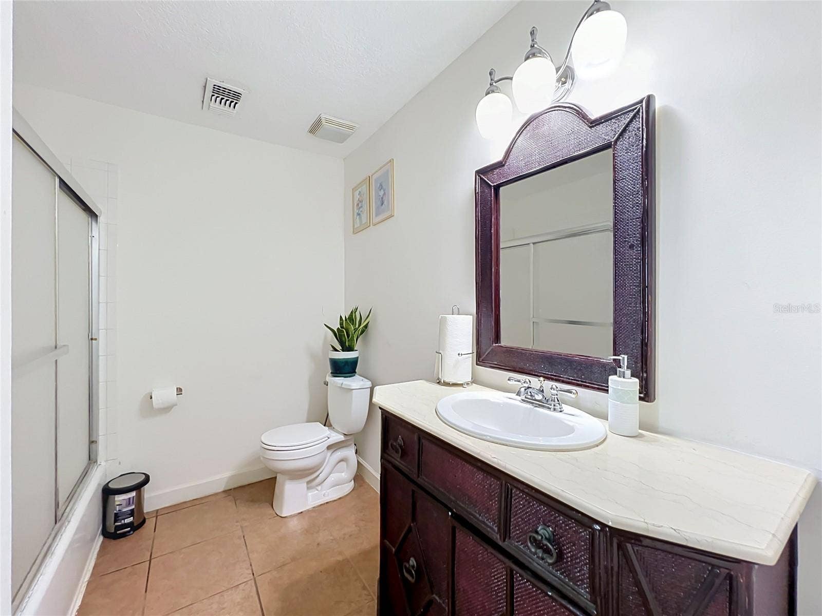 2405 SETTLERS TRAIL, Orlando, FL 32837 2405 SETTLERS TRAIL, Orlando, FL 32837