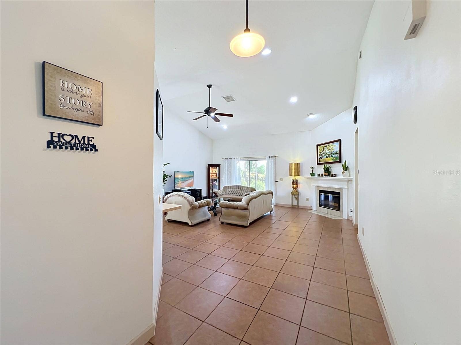 2405 SETTLERS TRAIL, Orlando, FL 32837 2405 SETTLERS TRAIL, Orlando, FL 32837