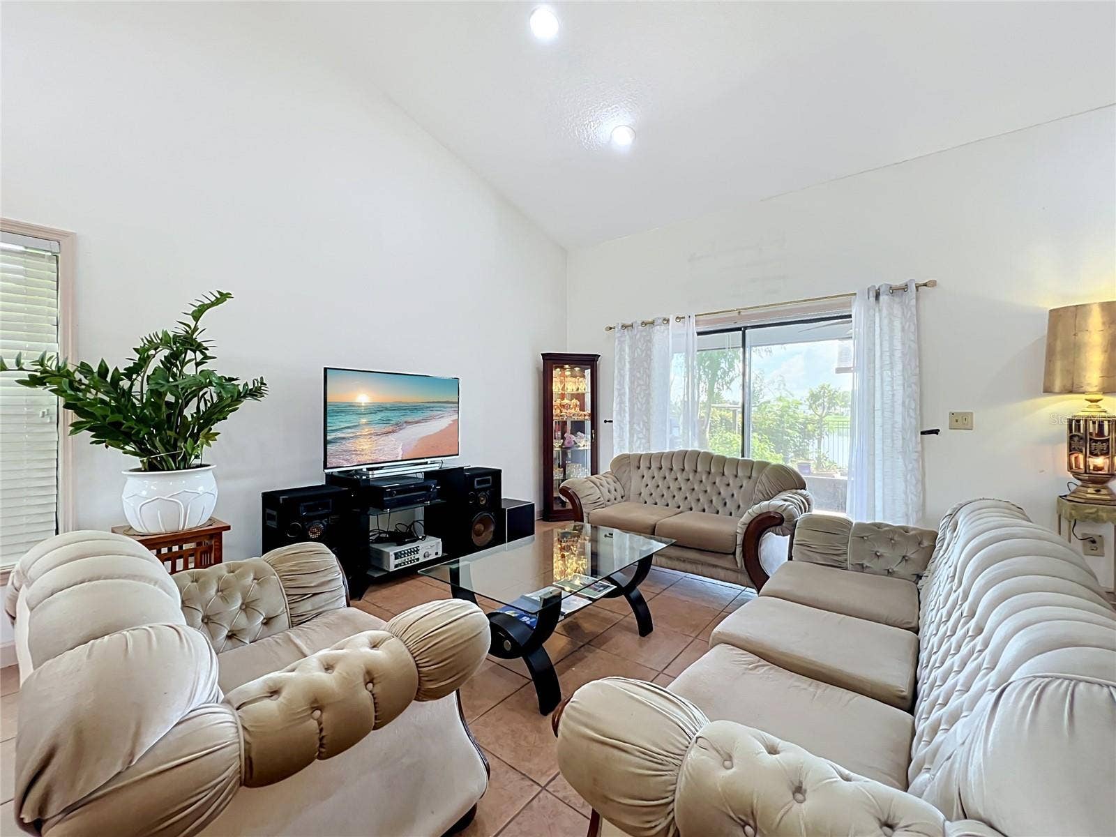 2405 SETTLERS TRAIL, Orlando, FL 32837 2405 SETTLERS TRAIL, Orlando, FL 32837