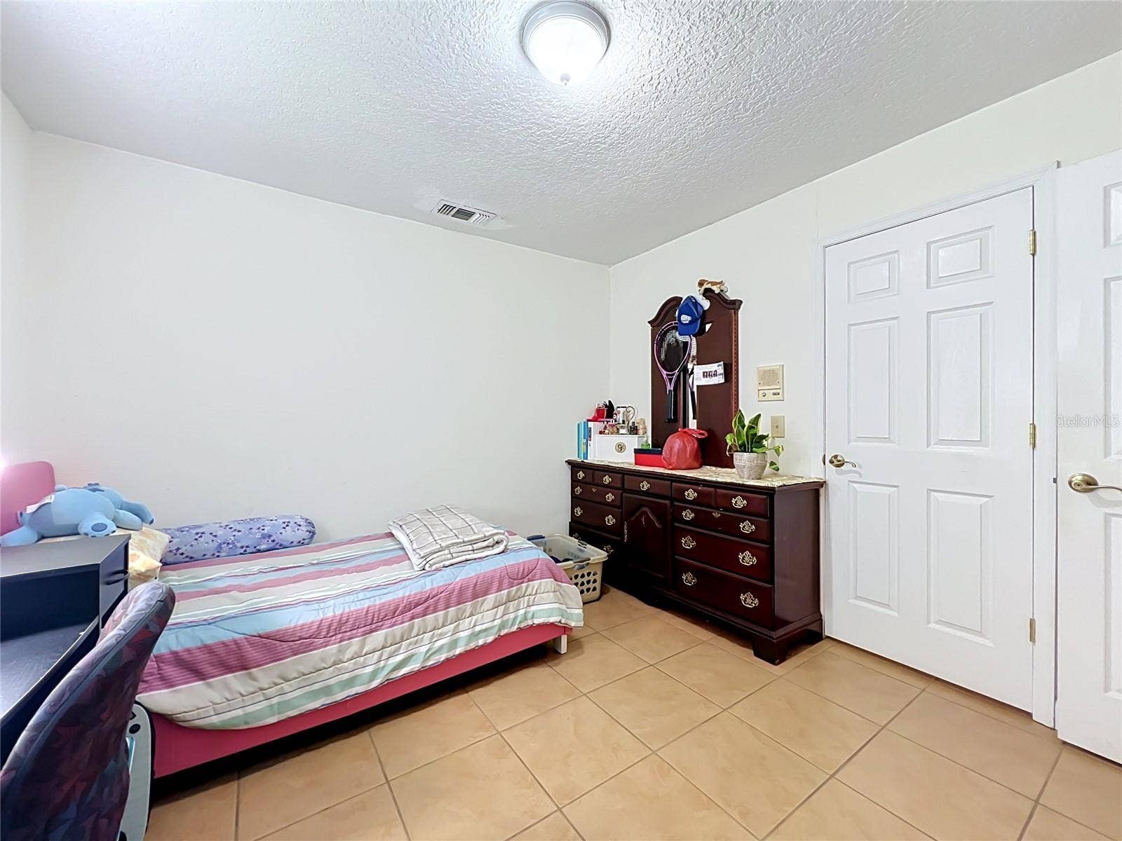 2405 SETTLERS TRAIL, Orlando, FL 32837 2405 SETTLERS TRAIL, Orlando, FL 32837