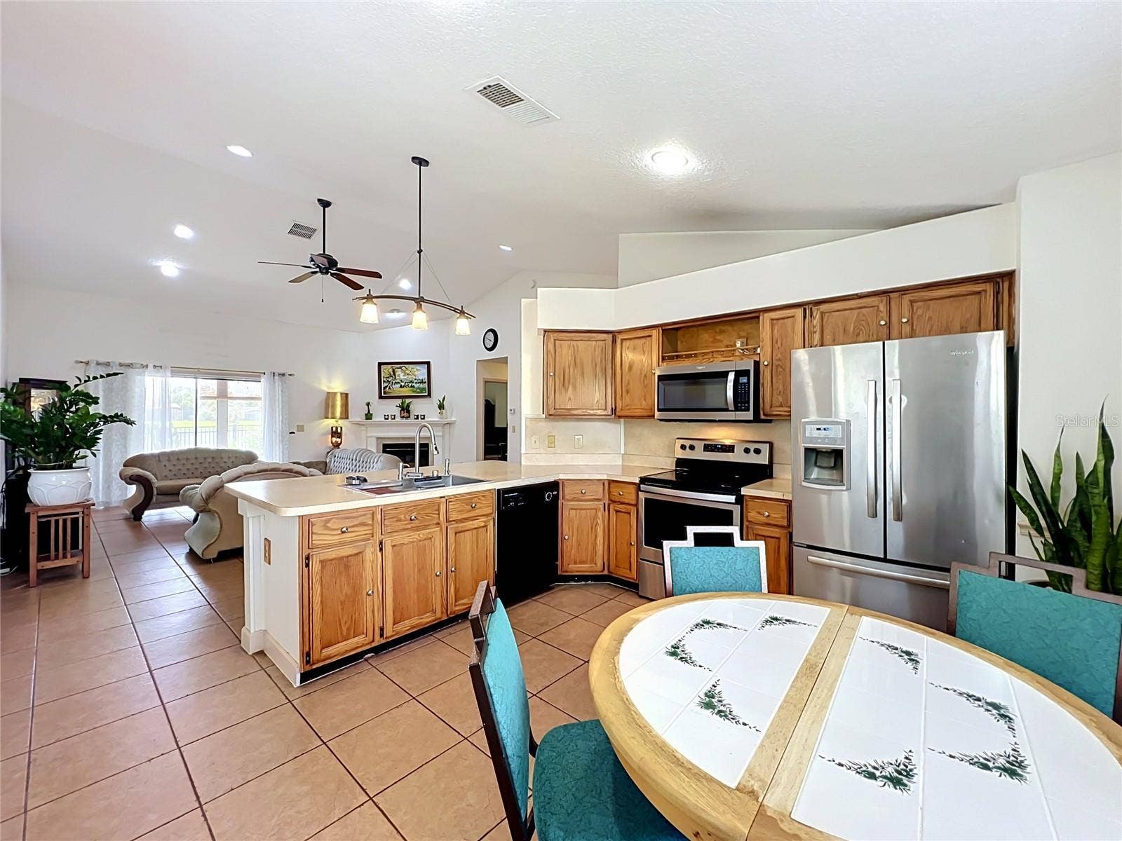 2405 SETTLERS TRAIL, Orlando, FL 32837 2405 SETTLERS TRAIL, Orlando, FL 32837