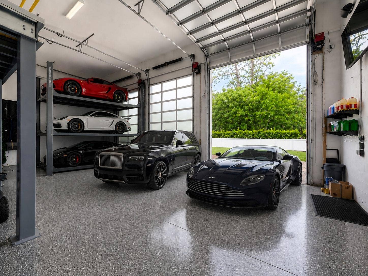 Virtually Staged