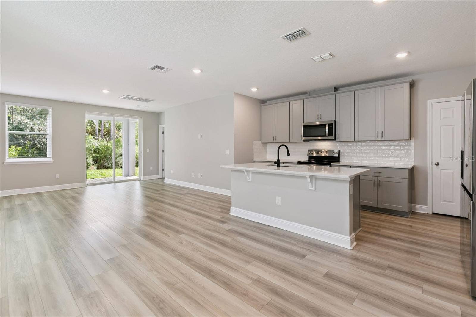 128 LOST BALL DRIVE, Daytona Beach, FL 32124 128 LOST BALL DRIVE, Daytona Beach, FL 32124