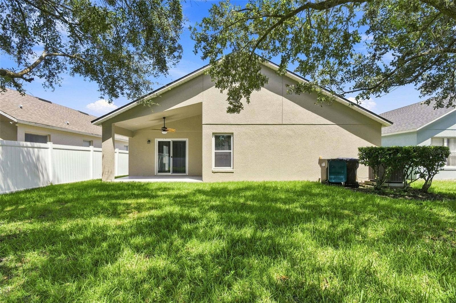 1174 BEECH GROVE WAY, Orlando, FL 32828 Spacious Backyard