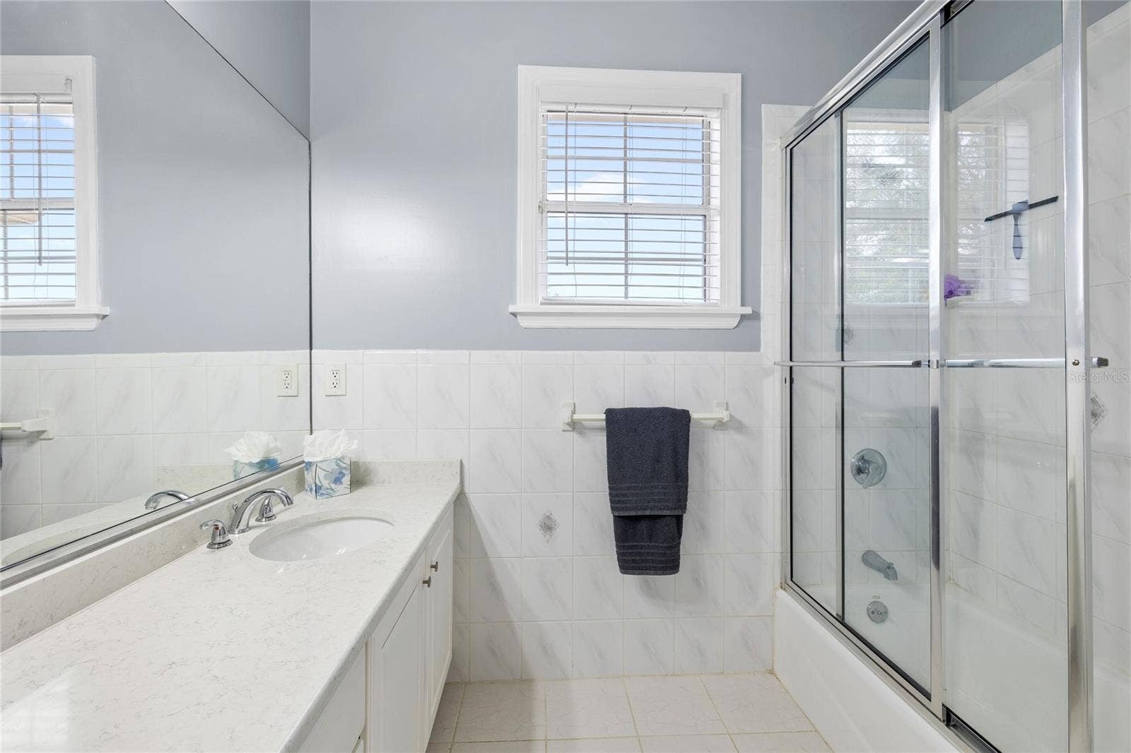 12901 PHILLIPS ROAD, Groveland, FL 34736 En suite bathroom to bedroom number three
