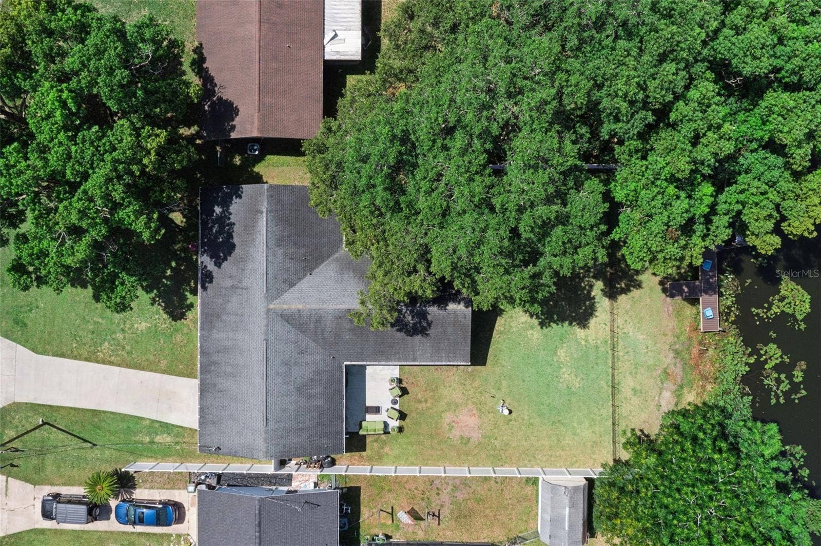 27821 LOIS DRIVE, Tavares, FL 32778 27821 LOIS DRIVE, Tavares, FL 32778