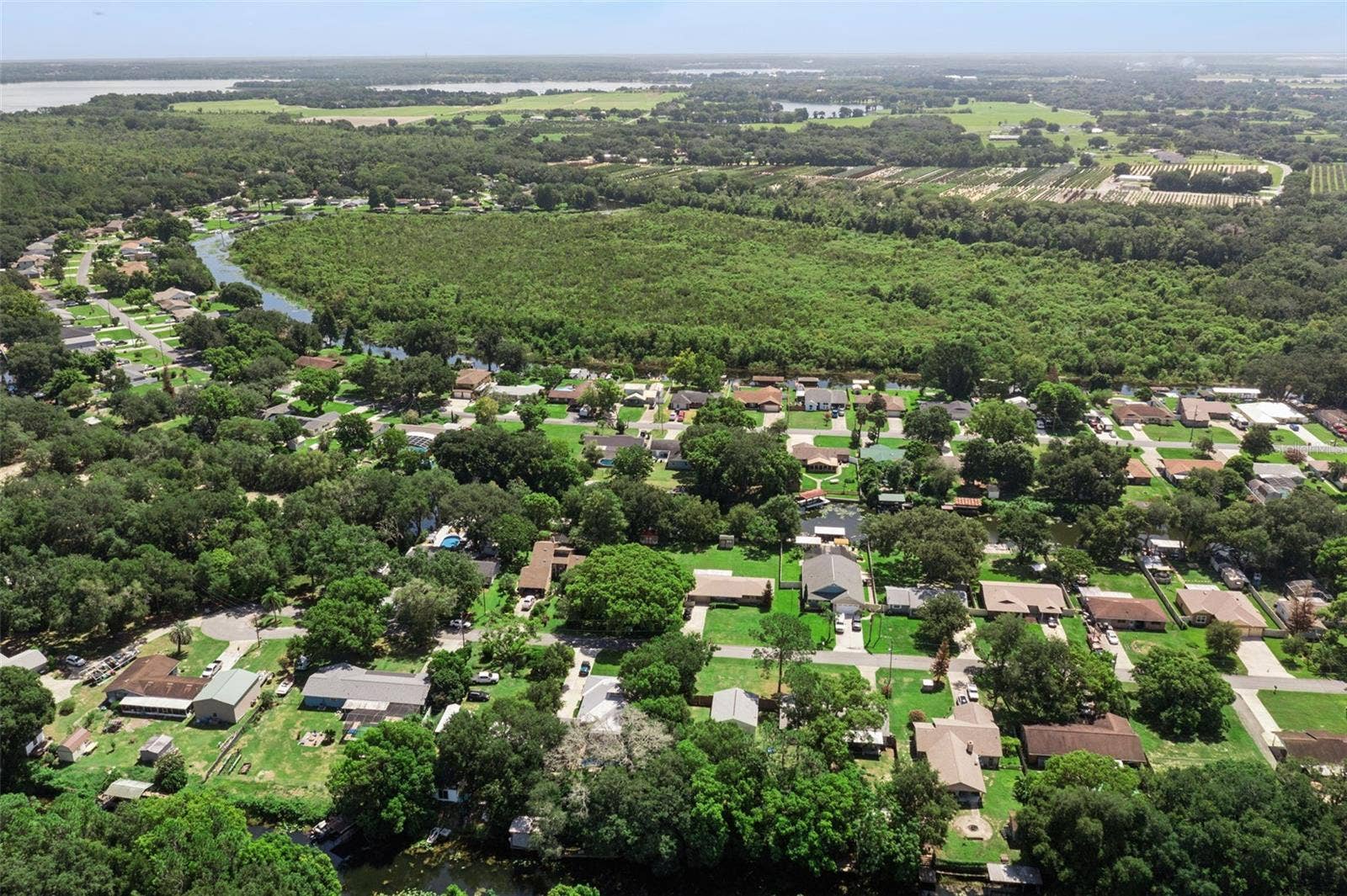 27821 LOIS DRIVE, Tavares, FL 32778 27821 LOIS DRIVE, Tavares, FL 32778