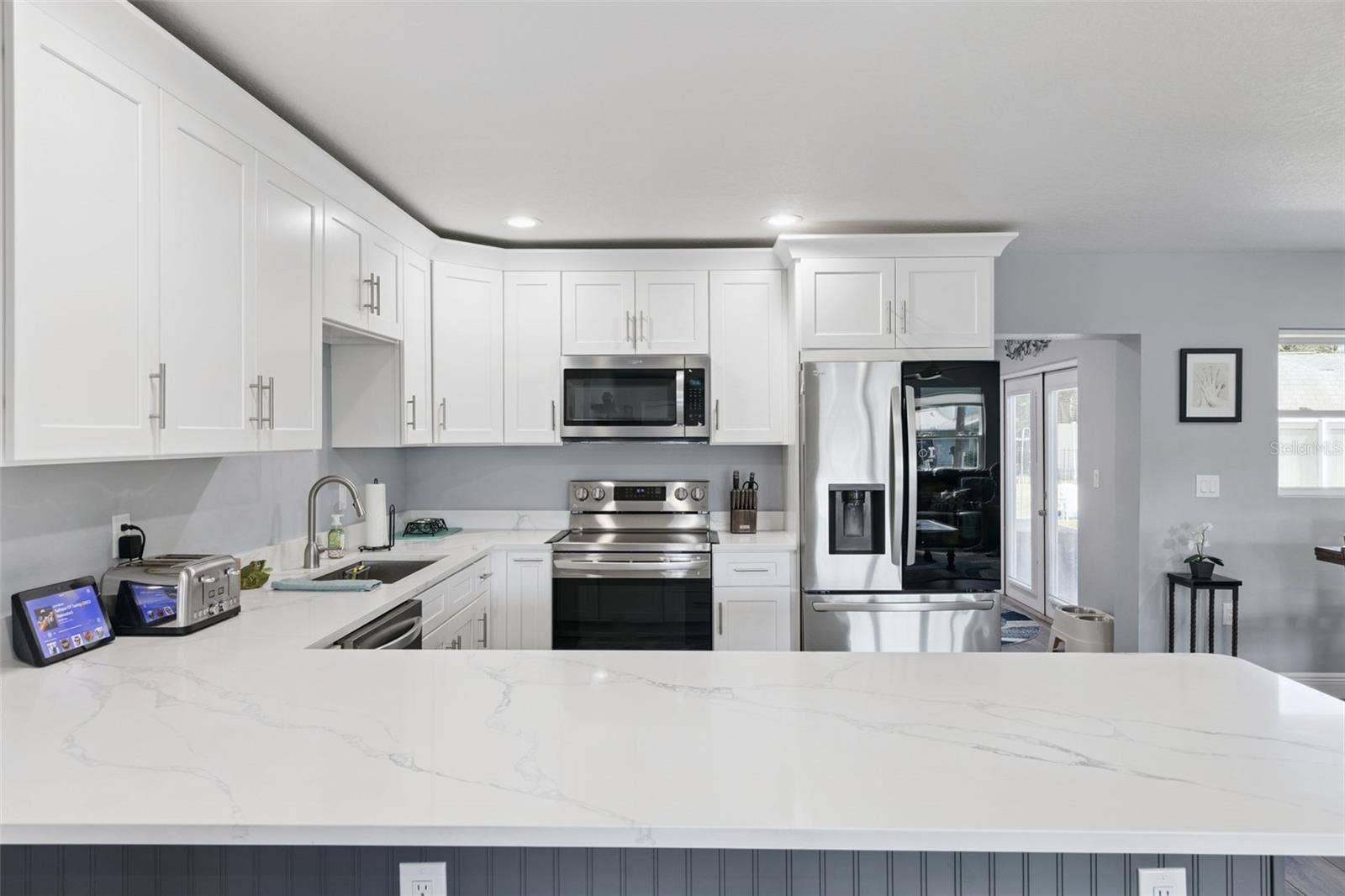 27821 LOIS DRIVE, Tavares, FL 32778 27821 LOIS DRIVE, Tavares, FL 32778