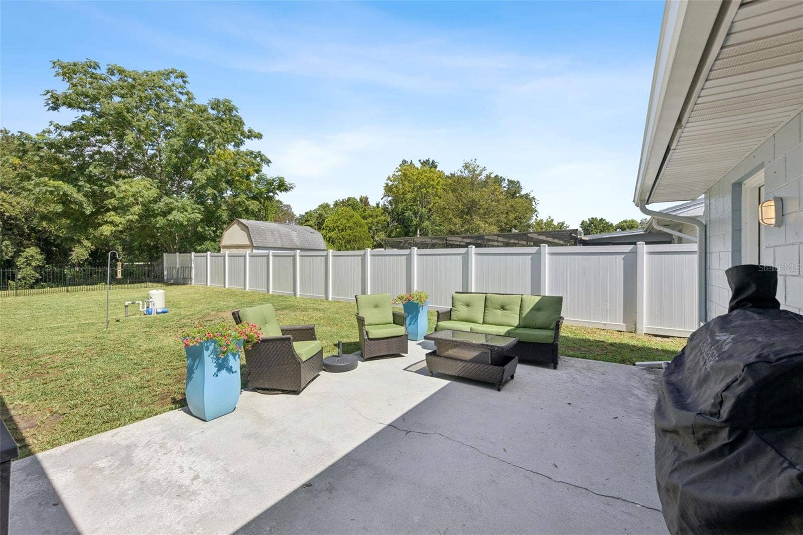 27821 LOIS DRIVE, Tavares, FL 32778 27821 LOIS DRIVE, Tavares, FL 32778