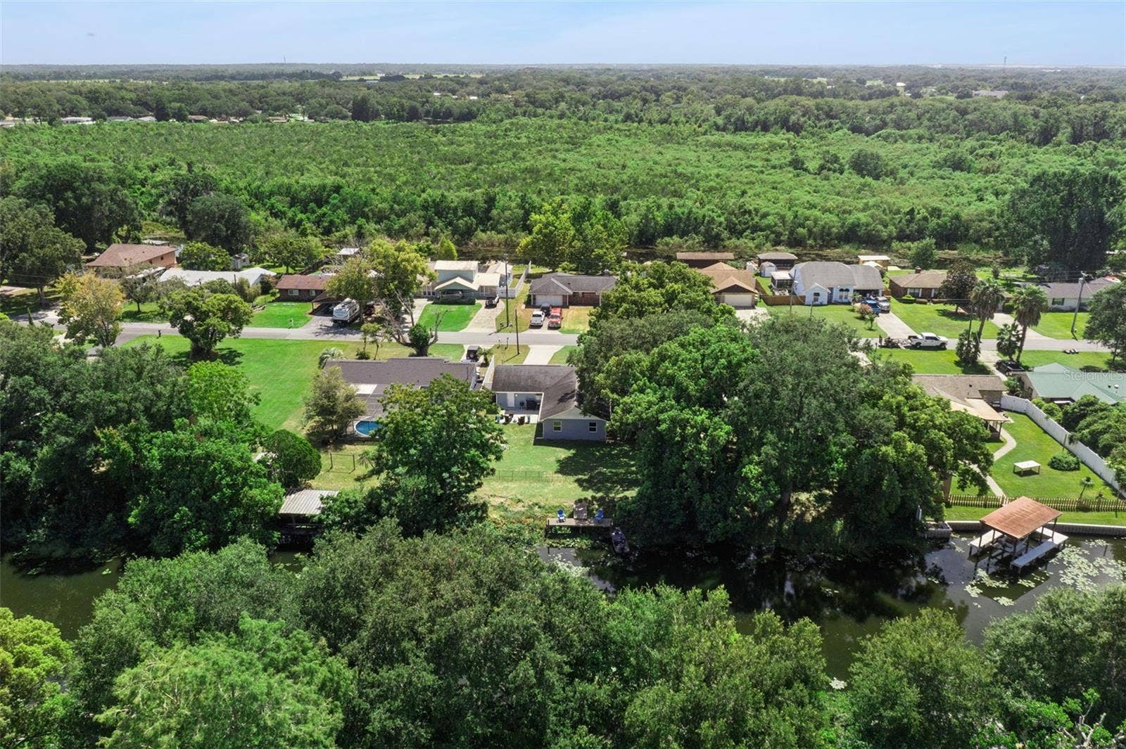 27821 LOIS DRIVE, Tavares, FL 32778 27821 LOIS DRIVE, Tavares, FL 32778