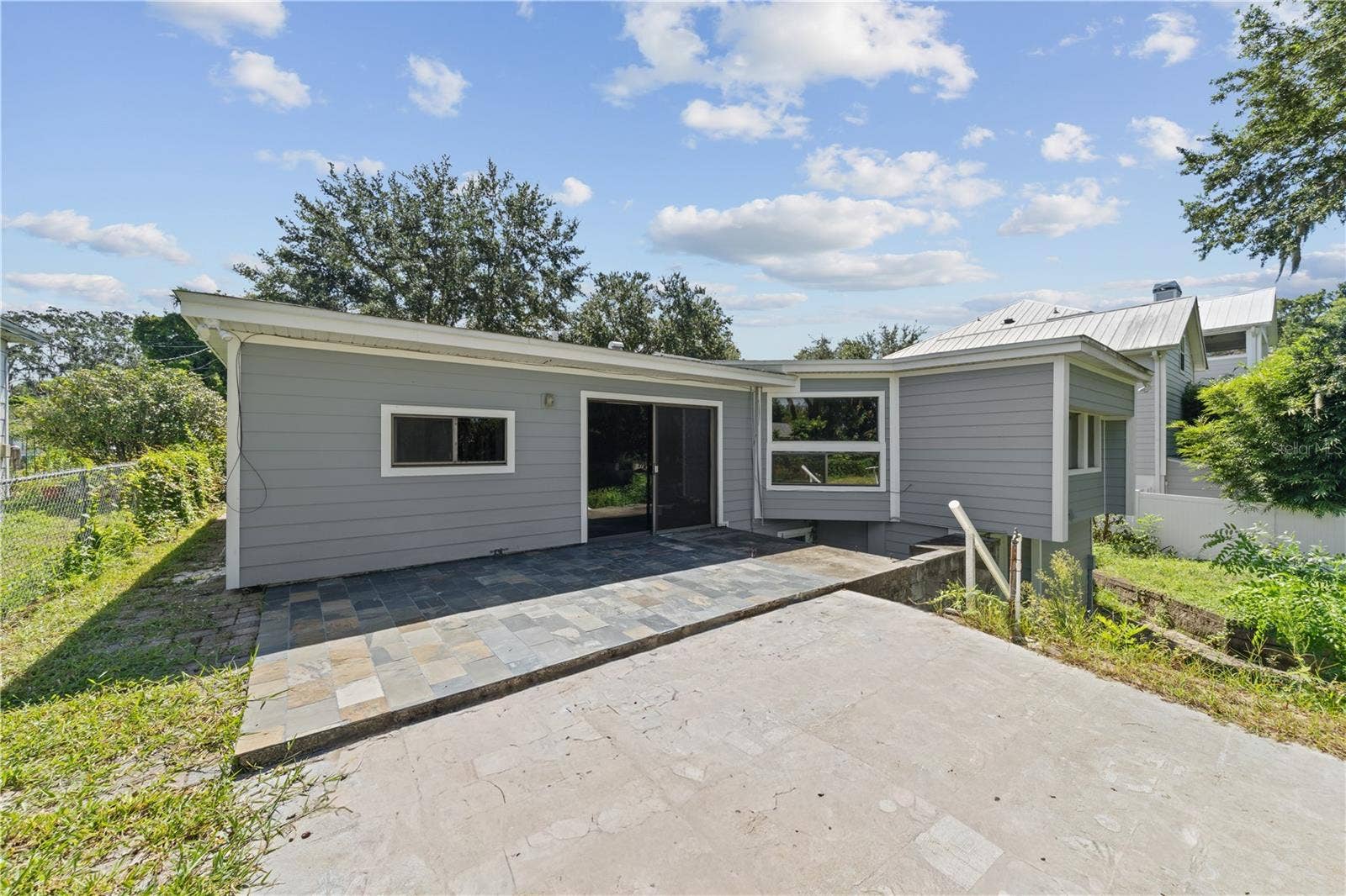 932 N HYER AVENUE, Orlando, FL 32803 932 N HYER AVENUE, Orlando, FL 32803