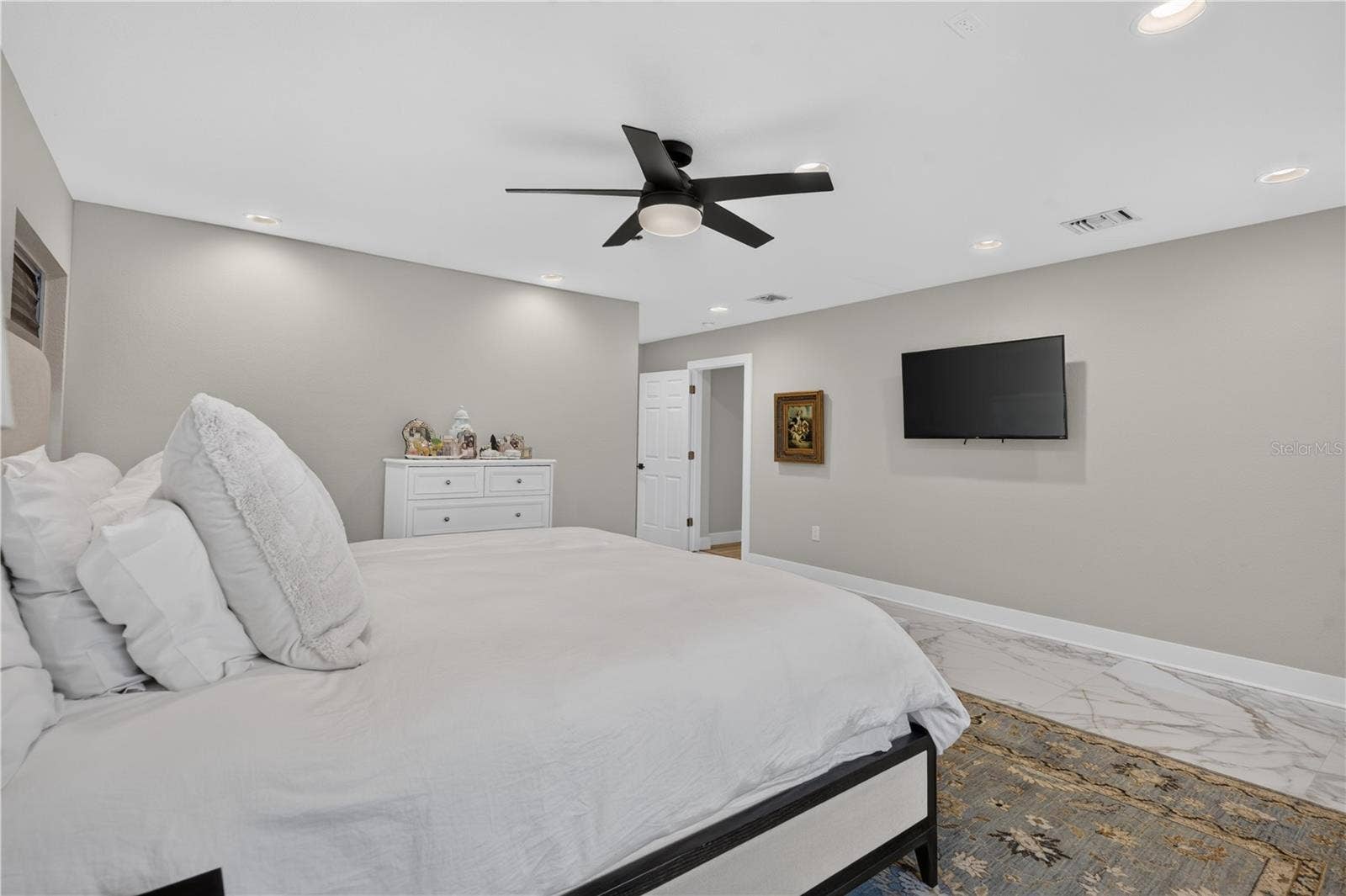 165 LAKE DESTINY TRAIL, Altamonte Springs, FL 32714 165 LAKE DESTINY TRAIL, Altamonte Springs, FL 32714