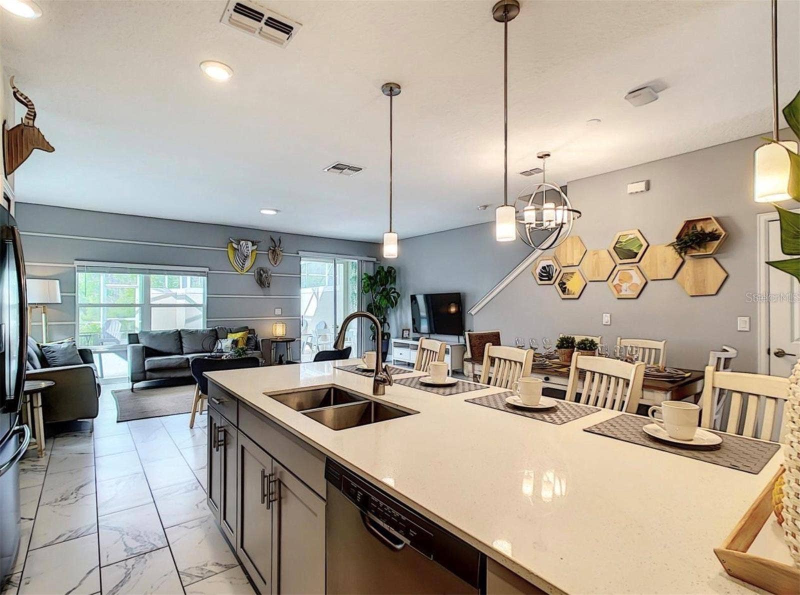 302 OCEAN COURSE AVENUE, Davenport, FL 33896