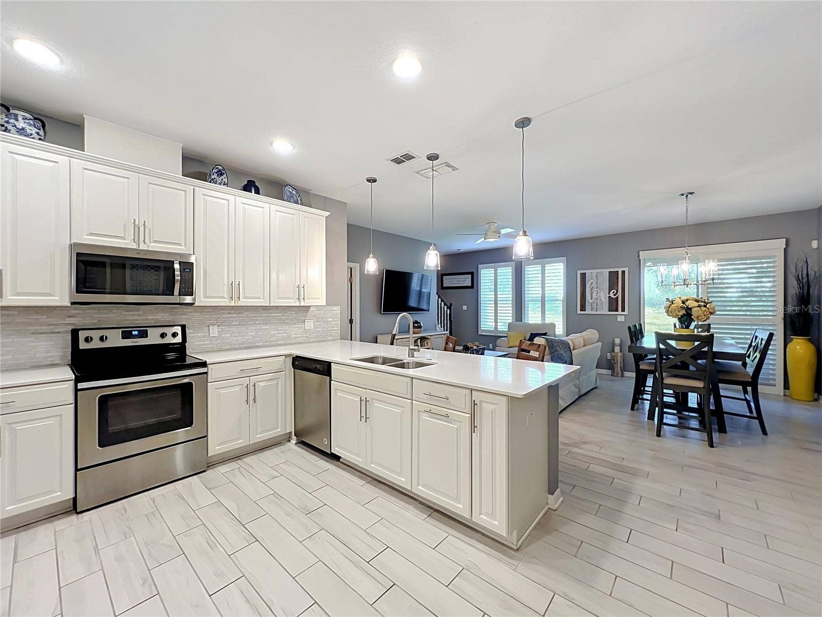 17457 CHATEAU PINE WAY, Clermont, FL 34711