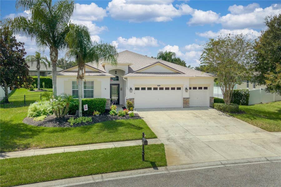 Property photo for 5717 TARLETON WAY, Mount Dora, FL