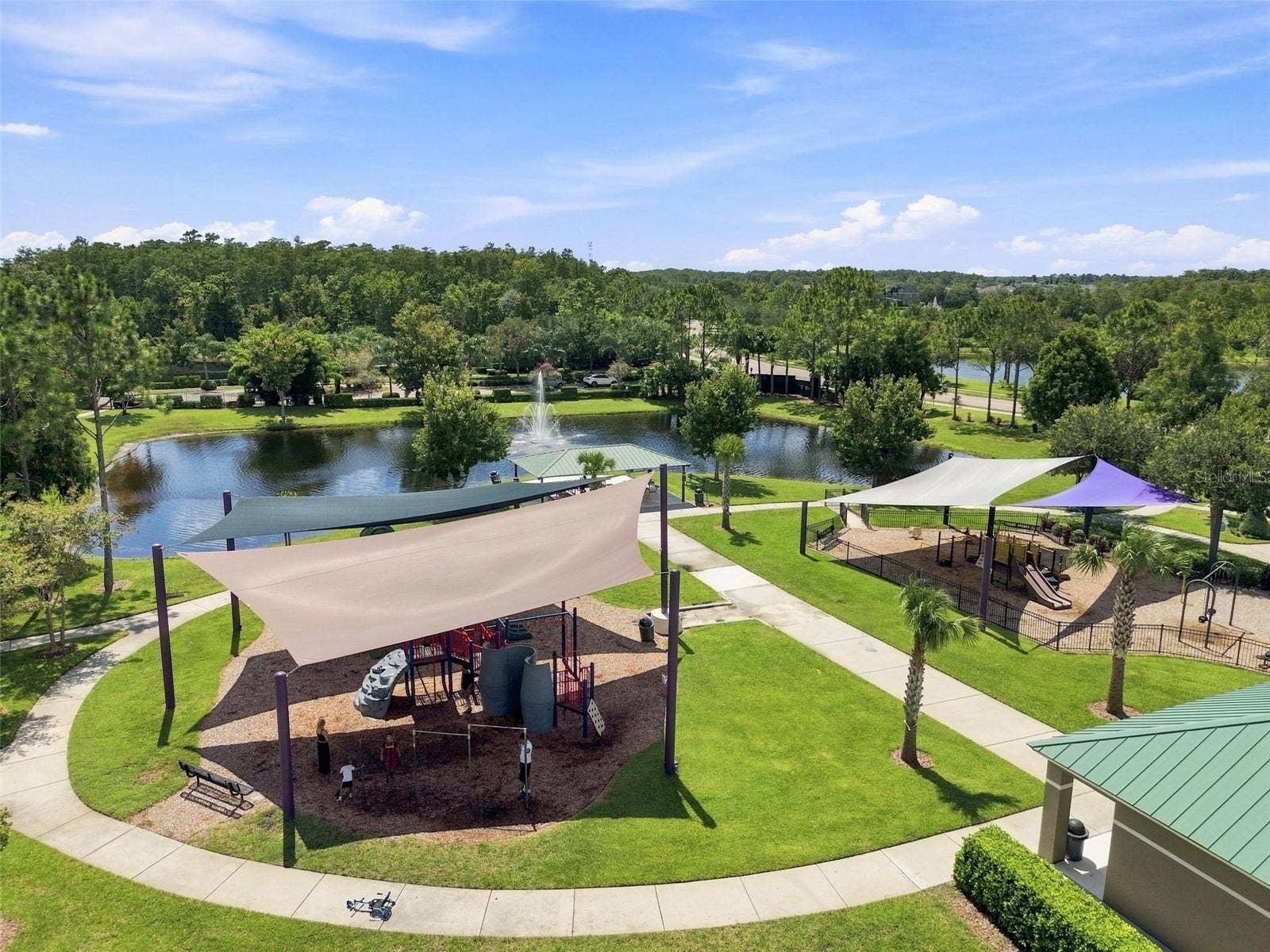 1151 BEECH GROVE WAY, Orlando, FL 32828 Community Playgrounds and Pond
