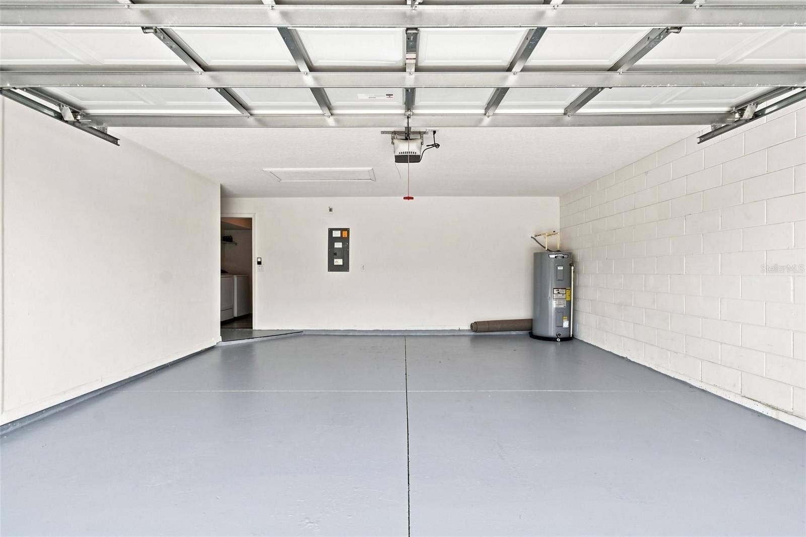 1151 BEECH GROVE WAY, Orlando, FL 32828 2 Car Garage