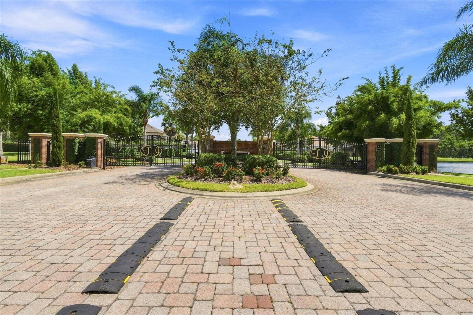 1151 BEECH GROVE WAY, Orlando, FL 32828 Gated Entrance