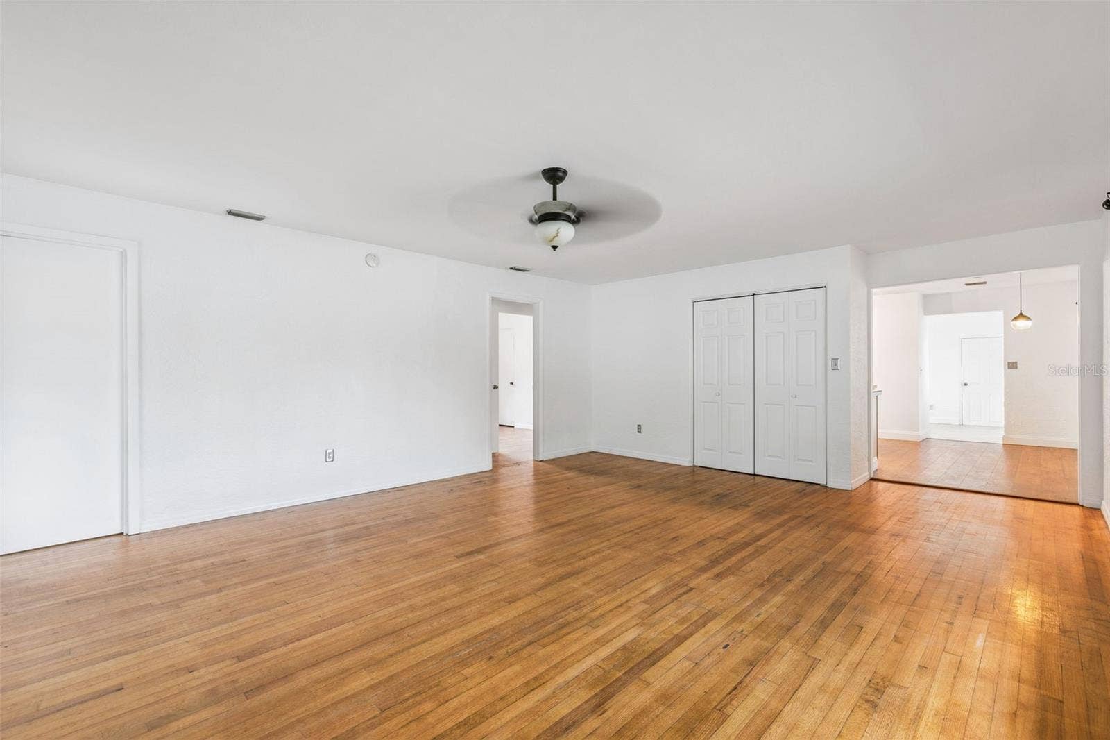 1652 BERKSHIRE AVENUE, Winter Park, FL 32789 Living Room