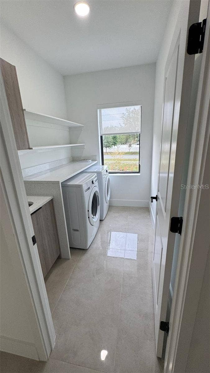 6390 CHORUS DRIVE, Mascotte, FL 34753