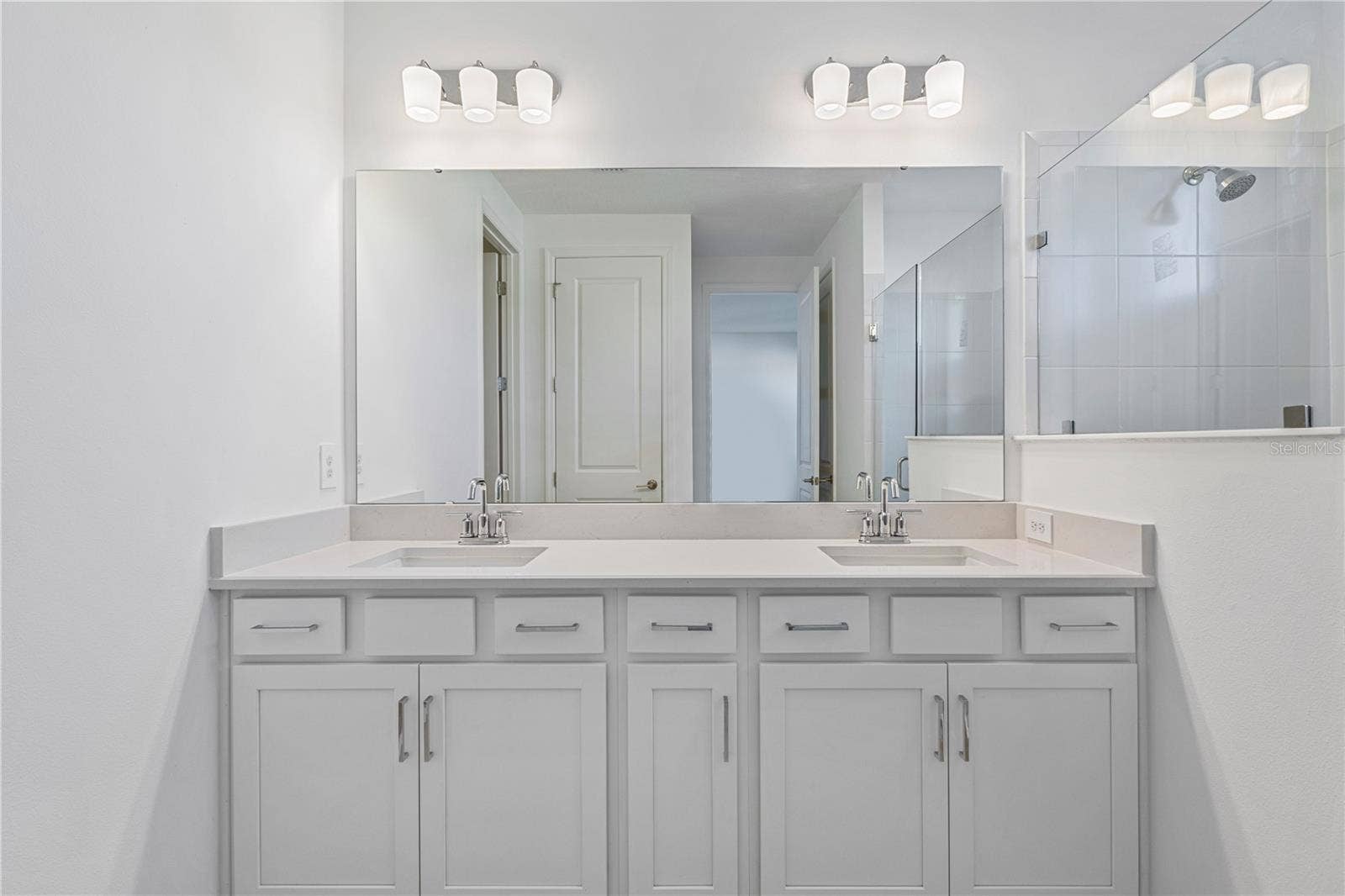 15154 ALDER CHASE ALLEY, Winter Garden, FL 34787 15154 ALDER CHASE ALLEY, Winter Garden, FL 34787