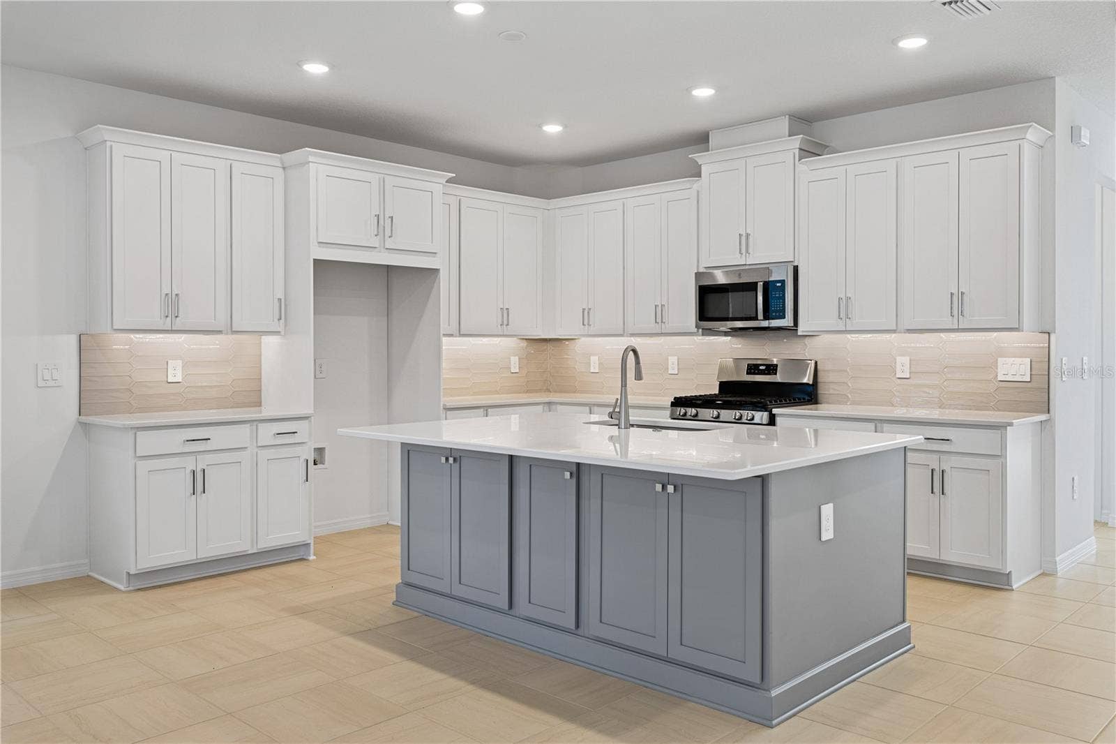 15154 ALDER CHASE ALLEY, Winter Garden, FL 34787 15154 ALDER CHASE ALLEY, Winter Garden, FL 34787