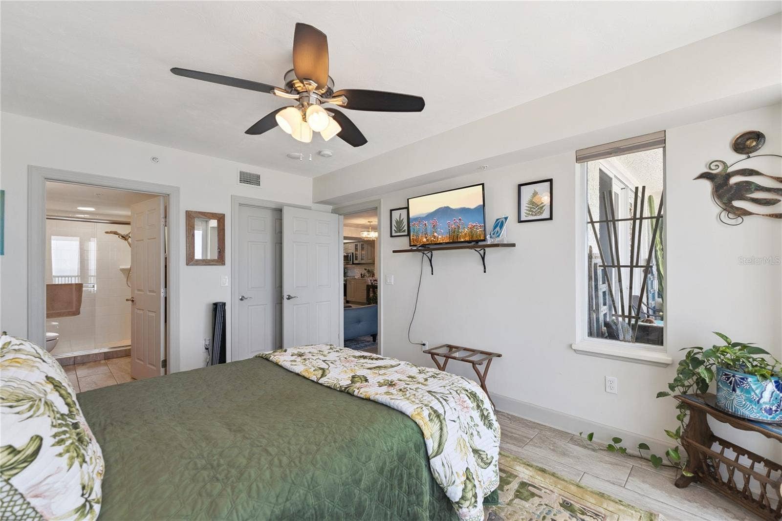 2055 S ATLANTIC AVENUE, #705, Daytona Beach Shores, FL 32118 Ocean Guest Room